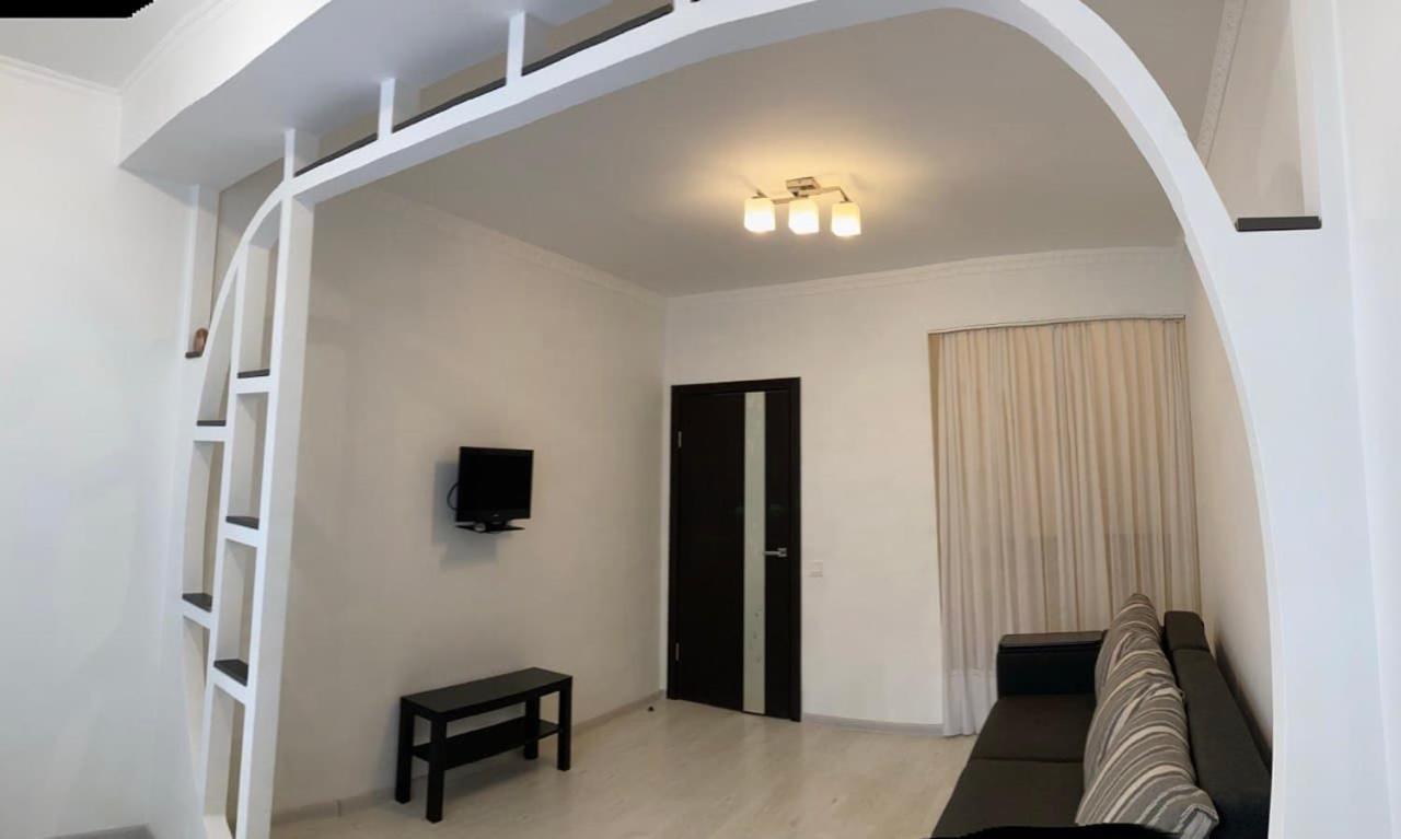 New Cosy Apartment Lviv Dış mekan fotoğraf